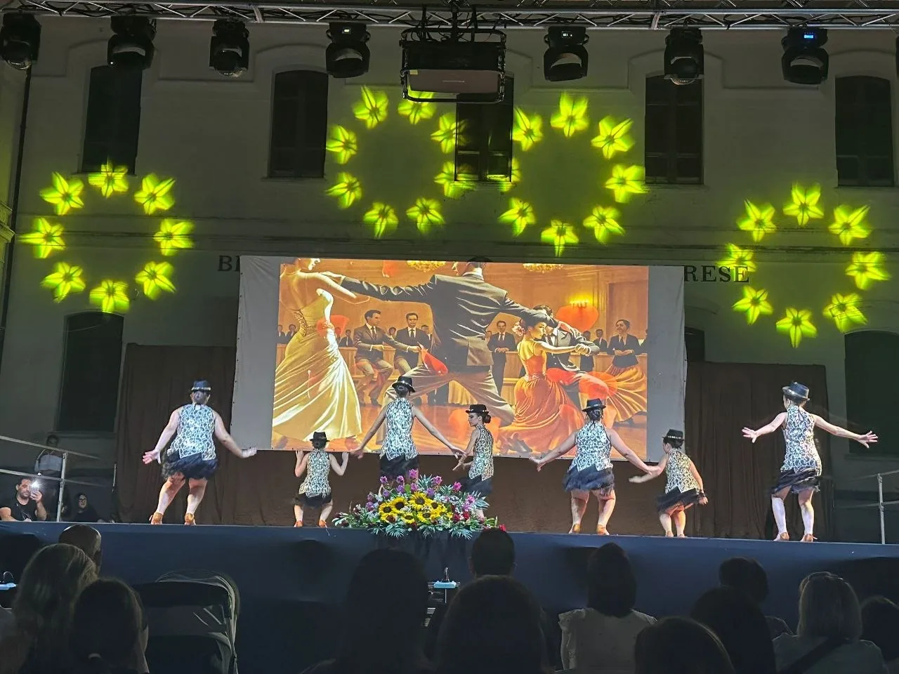 Immagine placeholder del progetto live show 15